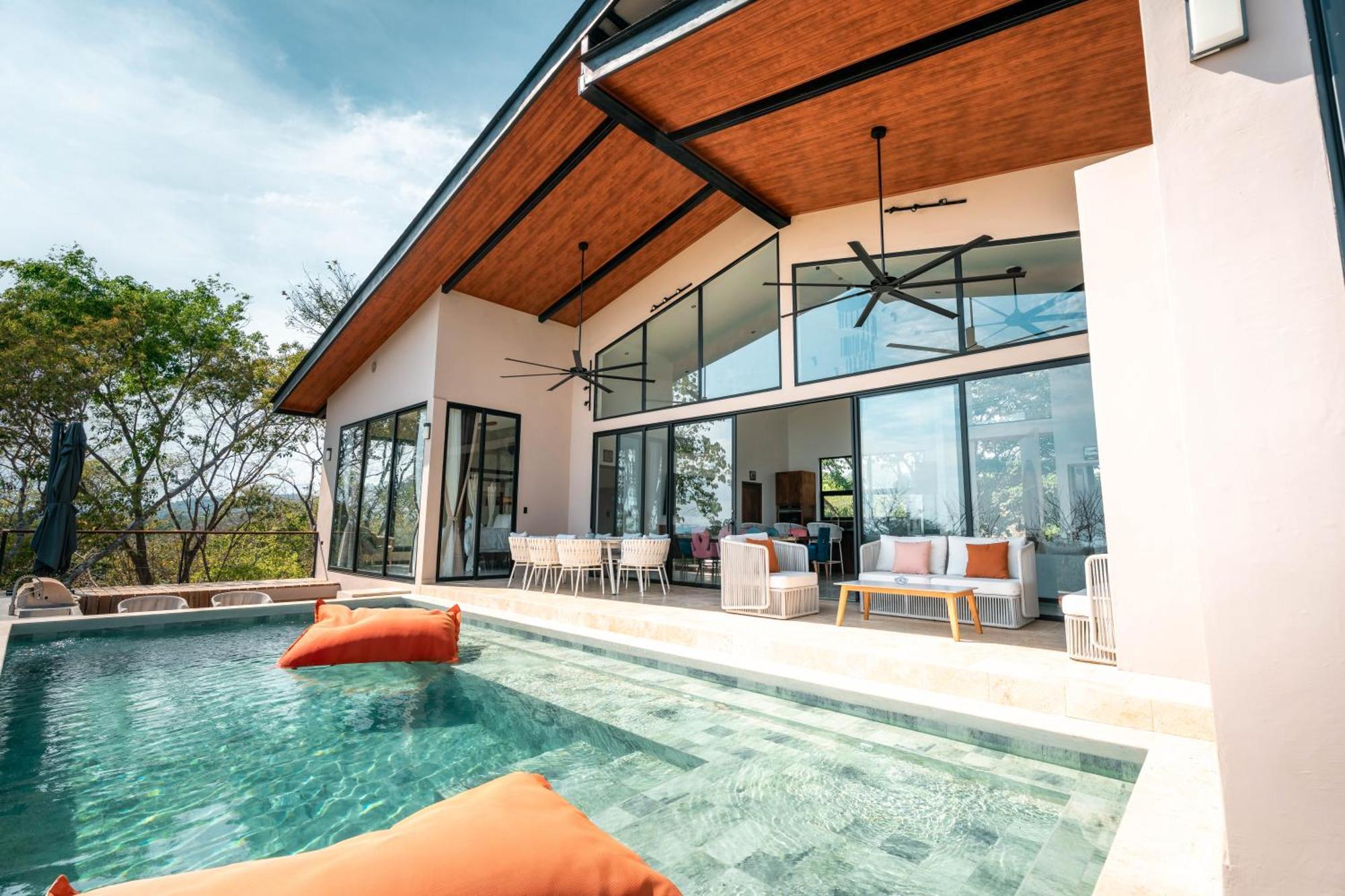 Alaya Yoga & Surf & Retreat 호텔 플라야 베나오 외부 사진